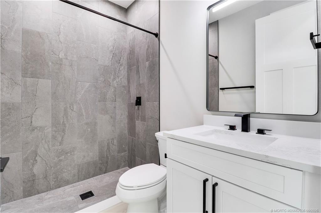 1023 NE Orange Avenue