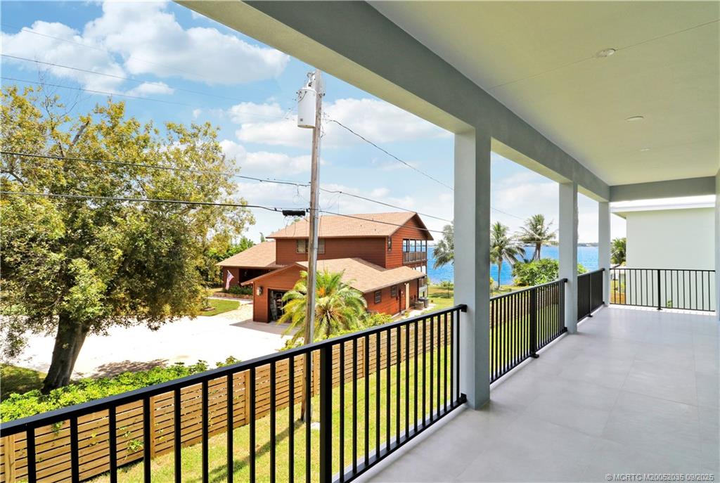 1023 NE Orange Avenue