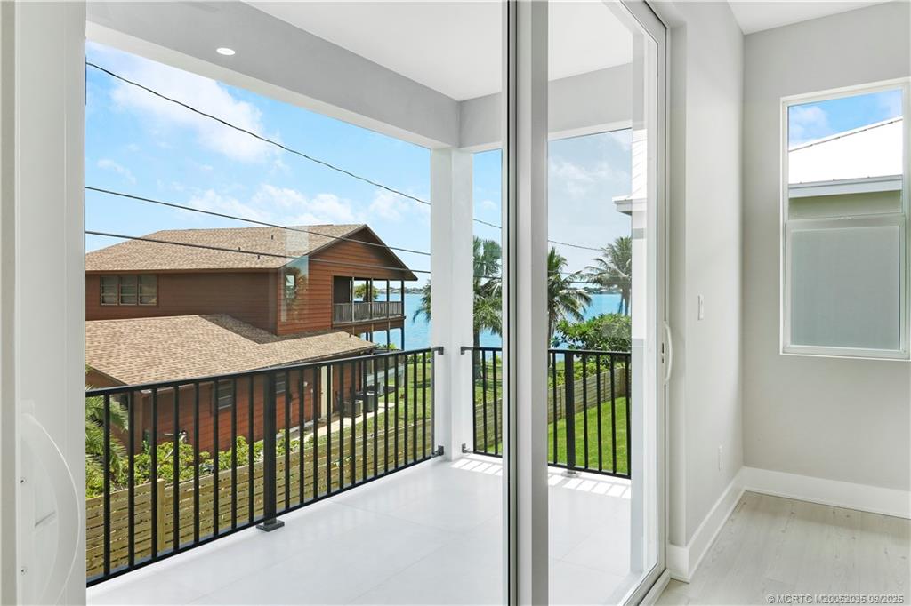 1023 NE Orange Avenue