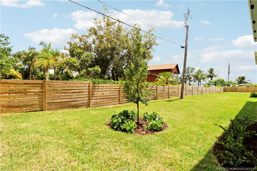 1023 NE Orange Avenue