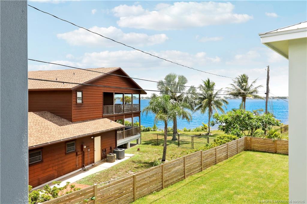 1023 NE Orange Avenue