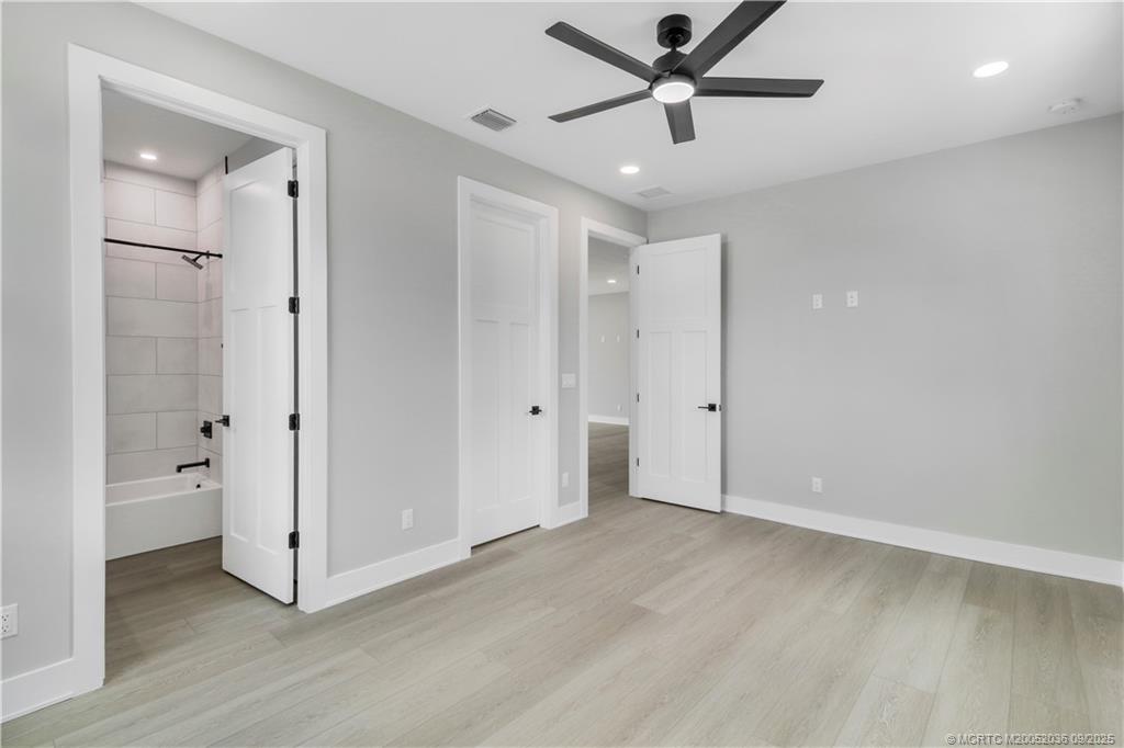 1013 NE Orange Avenue