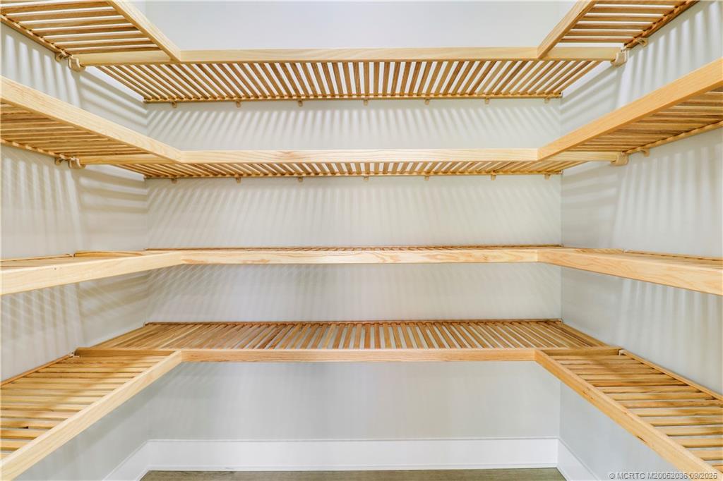 1013 NE Orange Avenue