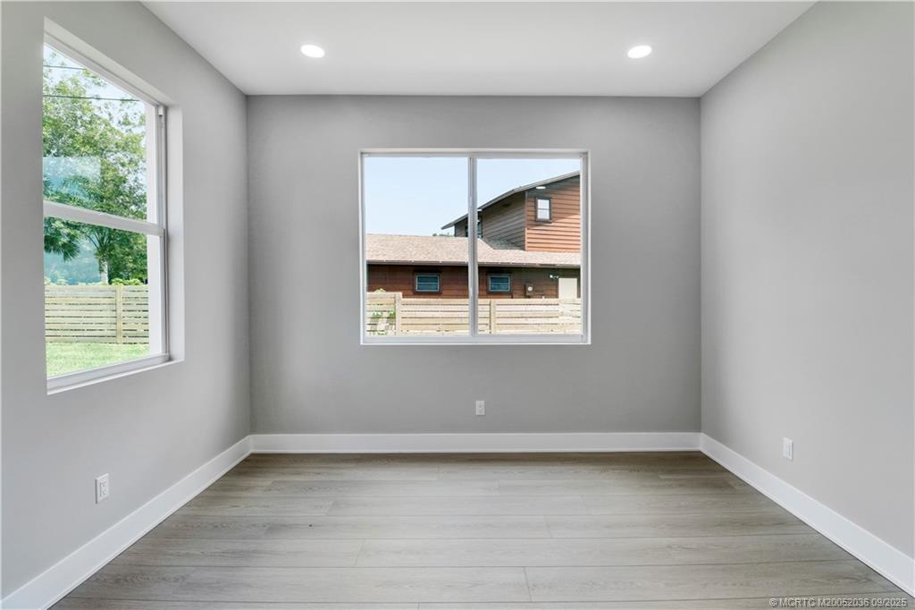 1013 NE Orange Avenue