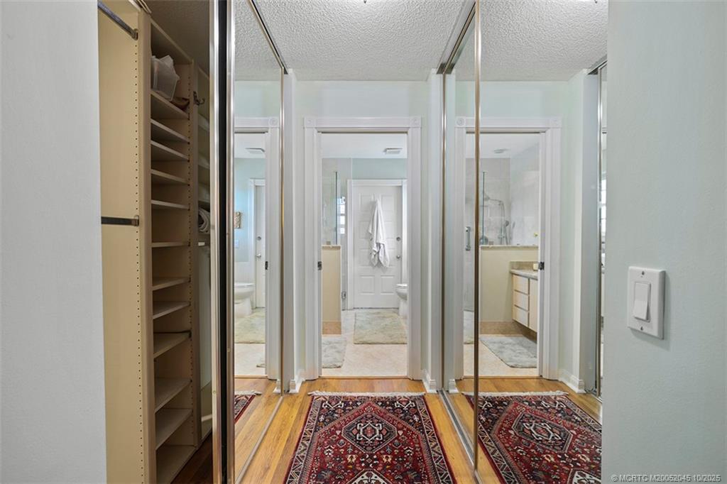 1635 SW Waterfall Blvd