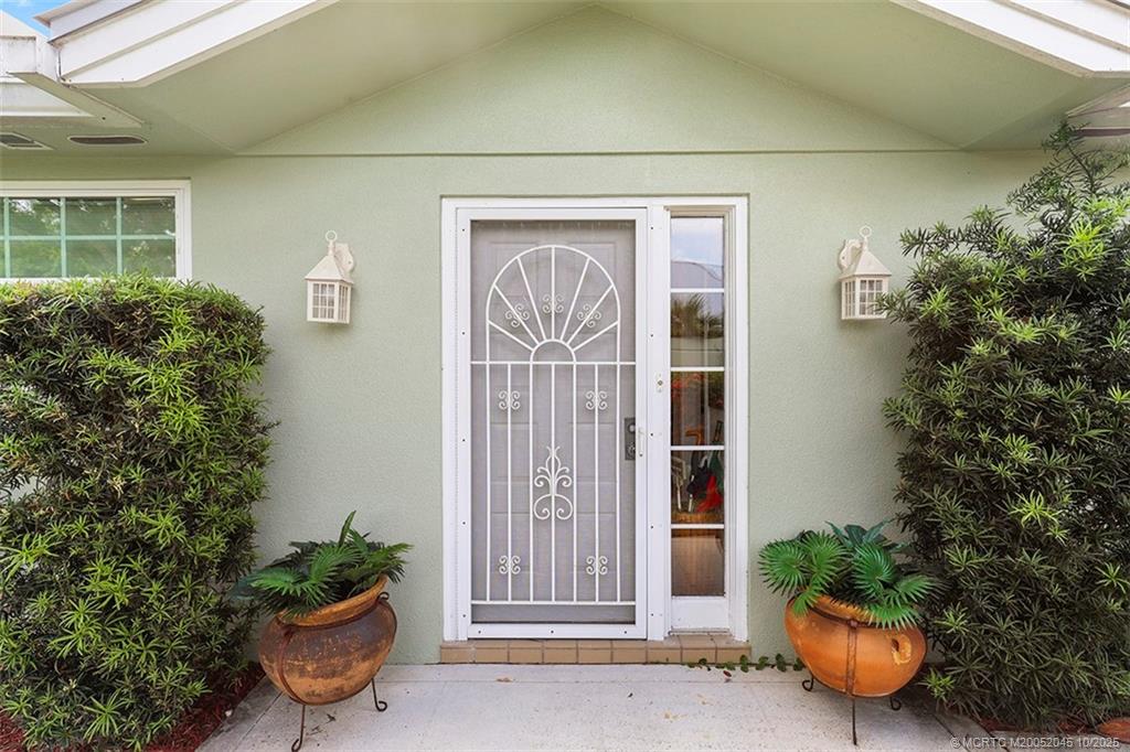 1635 SW Waterfall Blvd