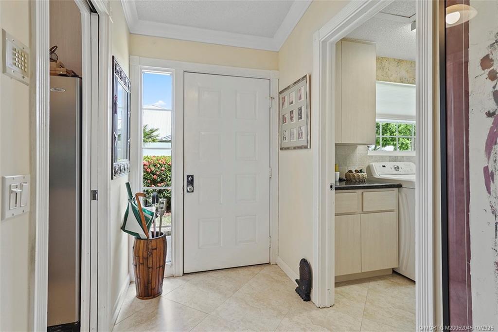 1635 SW Waterfall Blvd