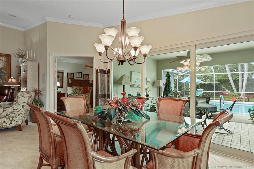 1635 SW Waterfall Blvd