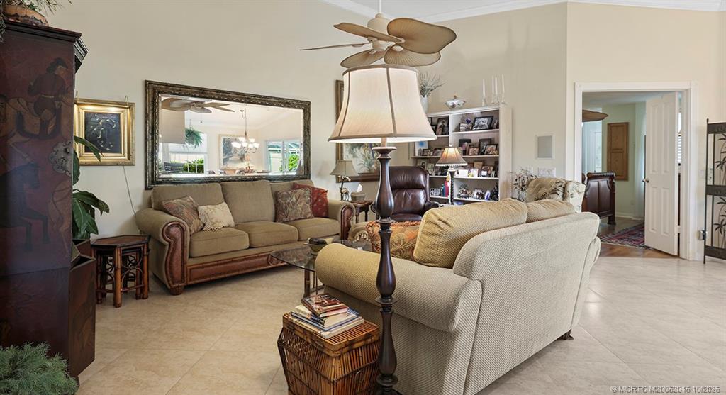 1635 SW Waterfall Blvd