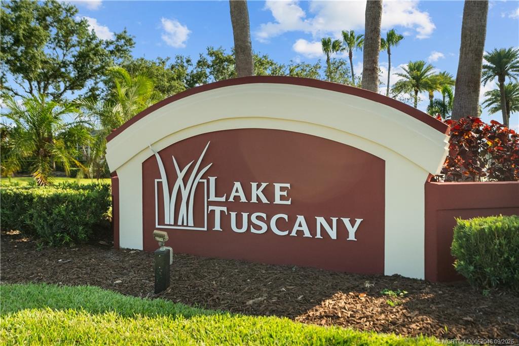 1915 SW Panther Trace