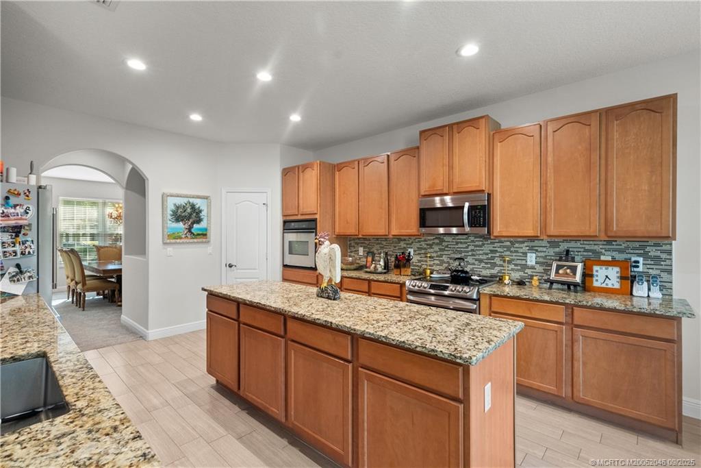 1915 SW Panther Trace