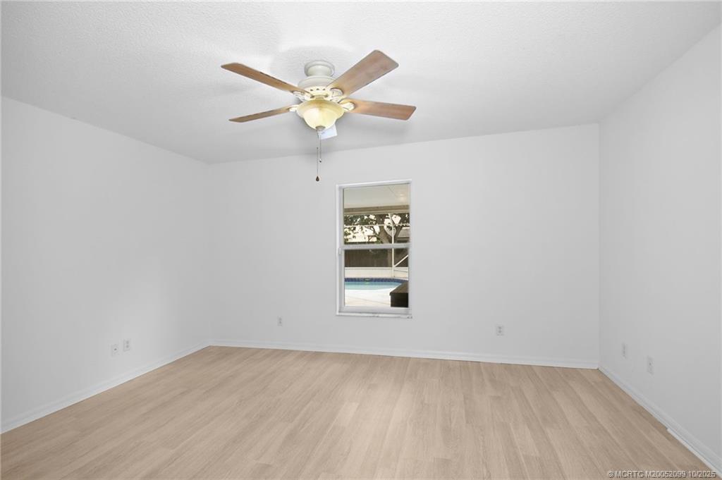 2077 SE Camden Street