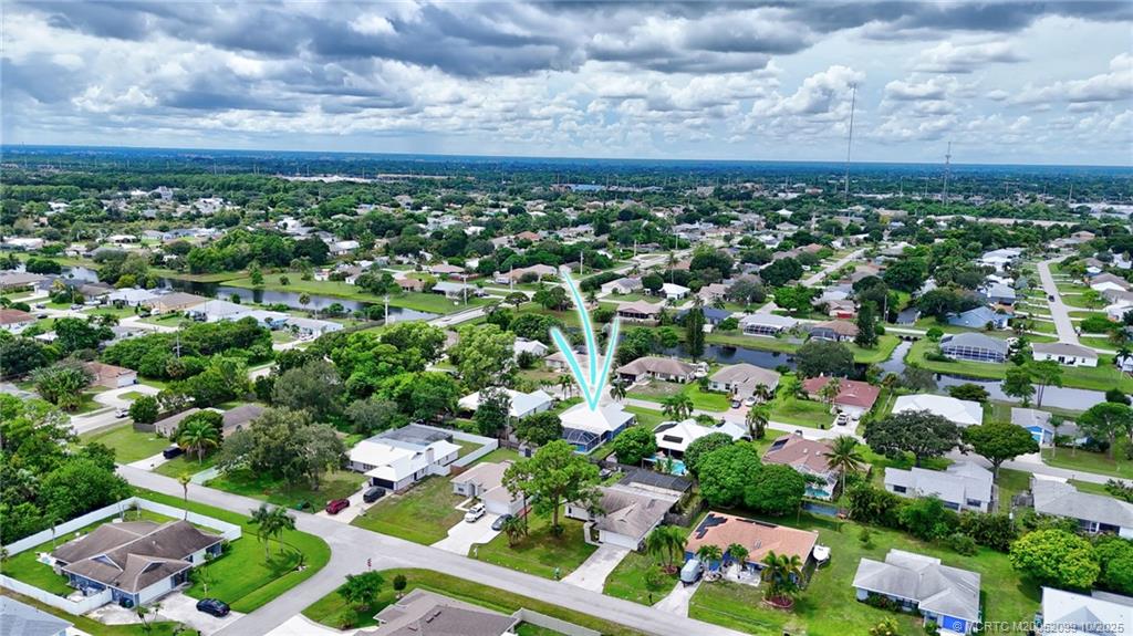 2077 SE Camden Street