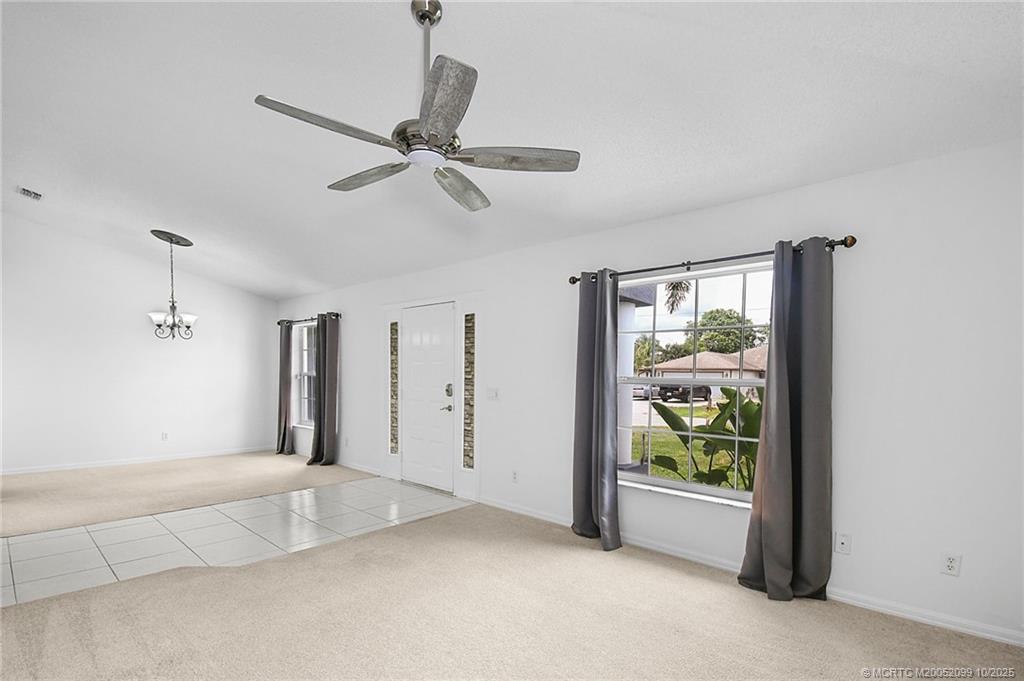 2077 SE Camden Street