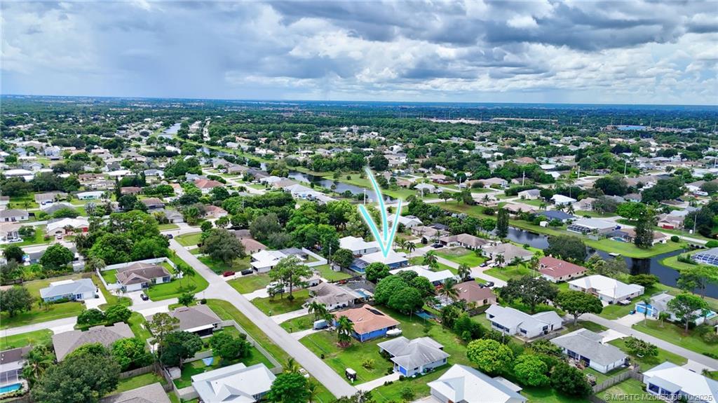 2077 SE Camden Street