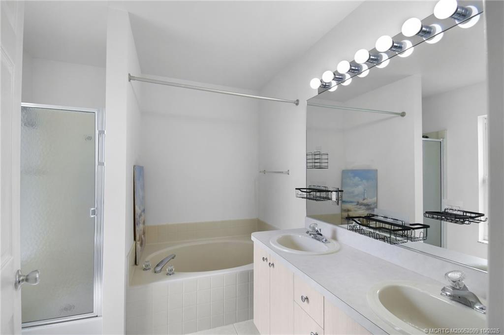 2077 SE Camden Street