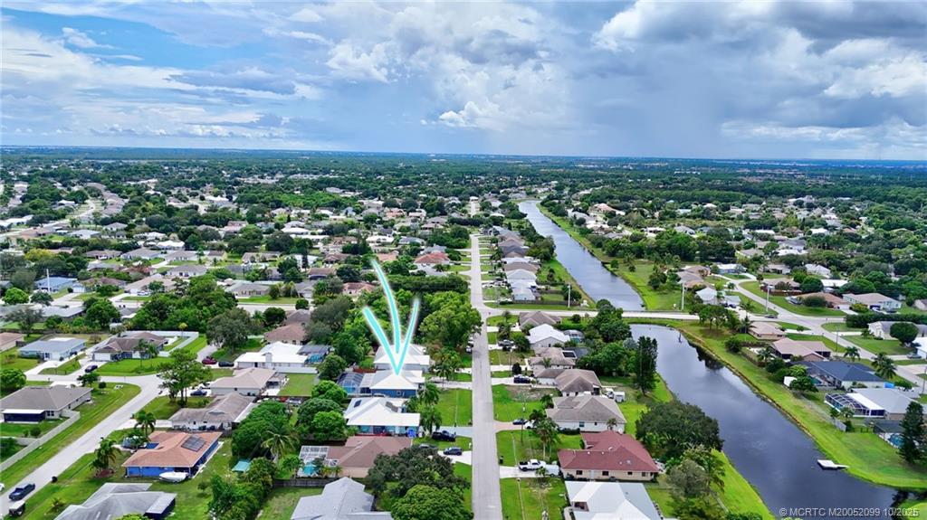 2077 SE Camden Street