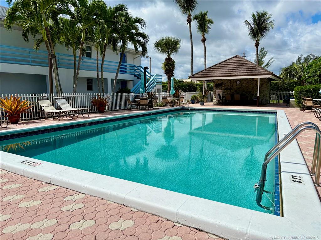 11000 S Ocean Drive 2-8