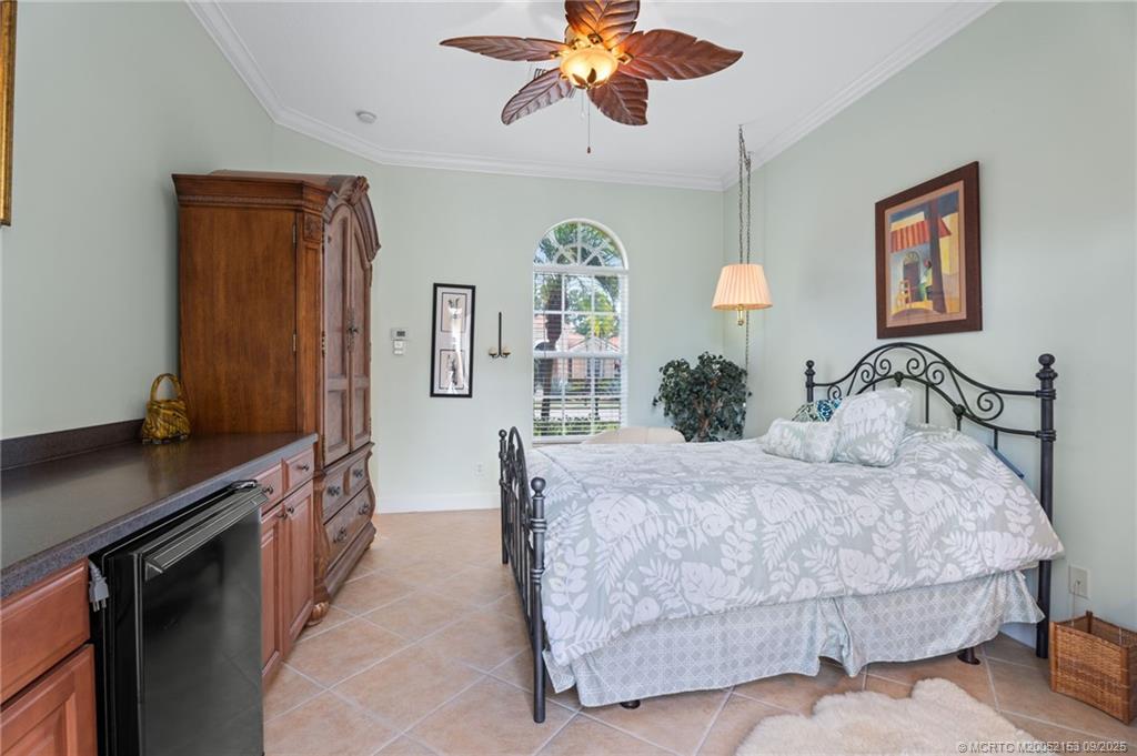 8738 Tompson Point Road