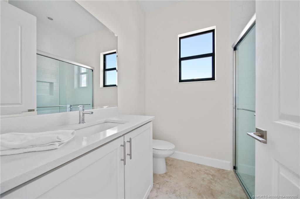 3650 SW Magnolia Ridge Lane