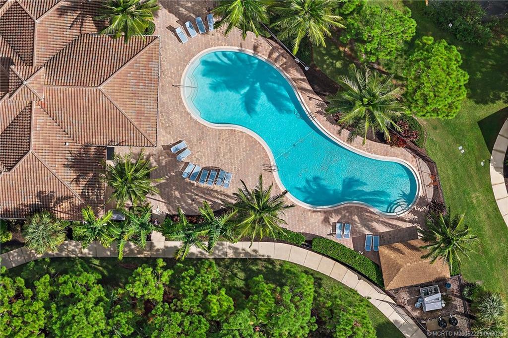 5338 SW Longspur Lane