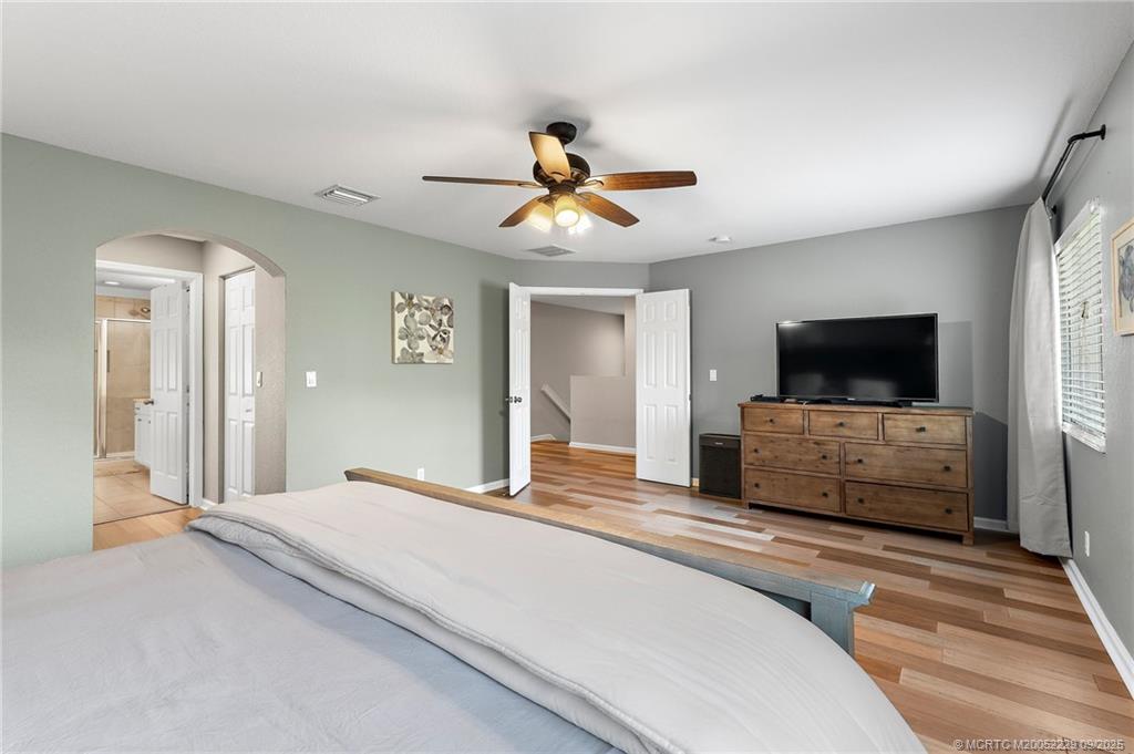 5338 SW Longspur Lane