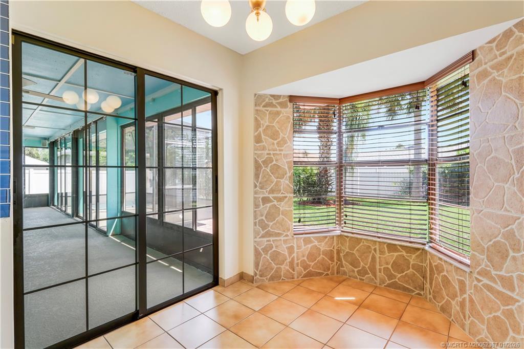 2621 SW Cadet Circle