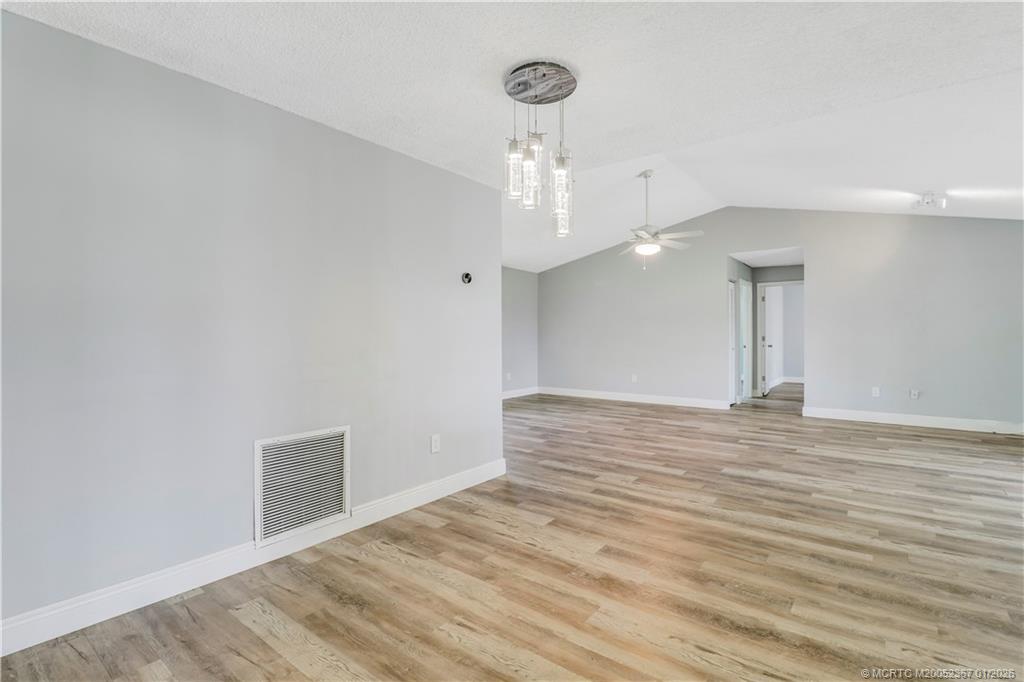 2621 SW Cadet Circle