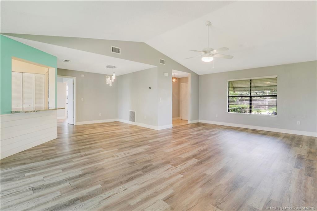 2621 SW Cadet Circle