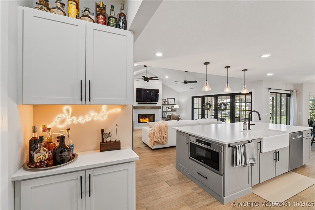 2239 SW Danforth Circle