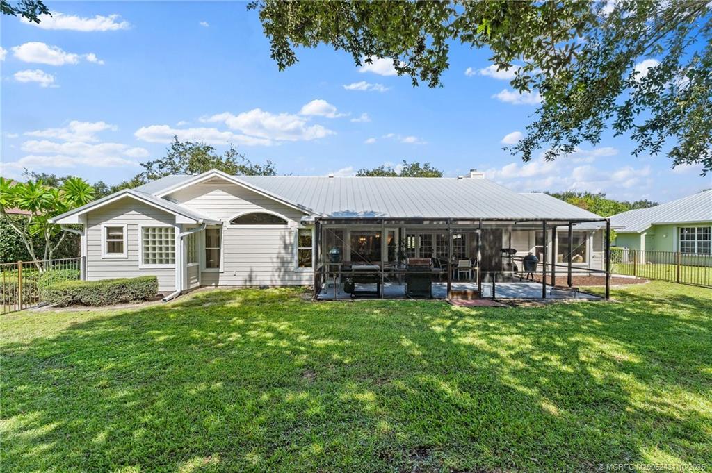 2239 SW Danforth Circle