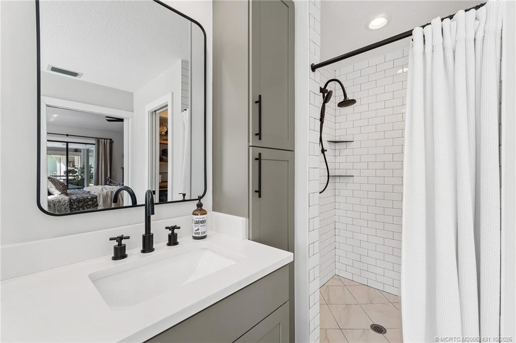 2239 SW Danforth Circle