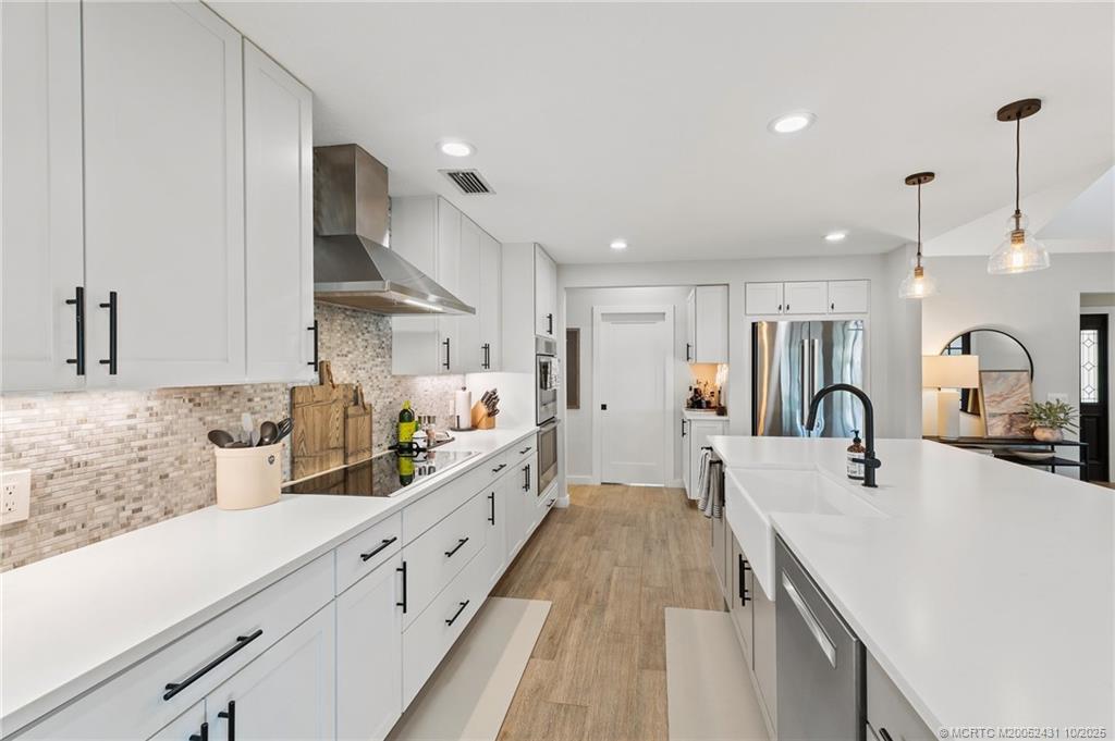 2239 SW Danforth Circle