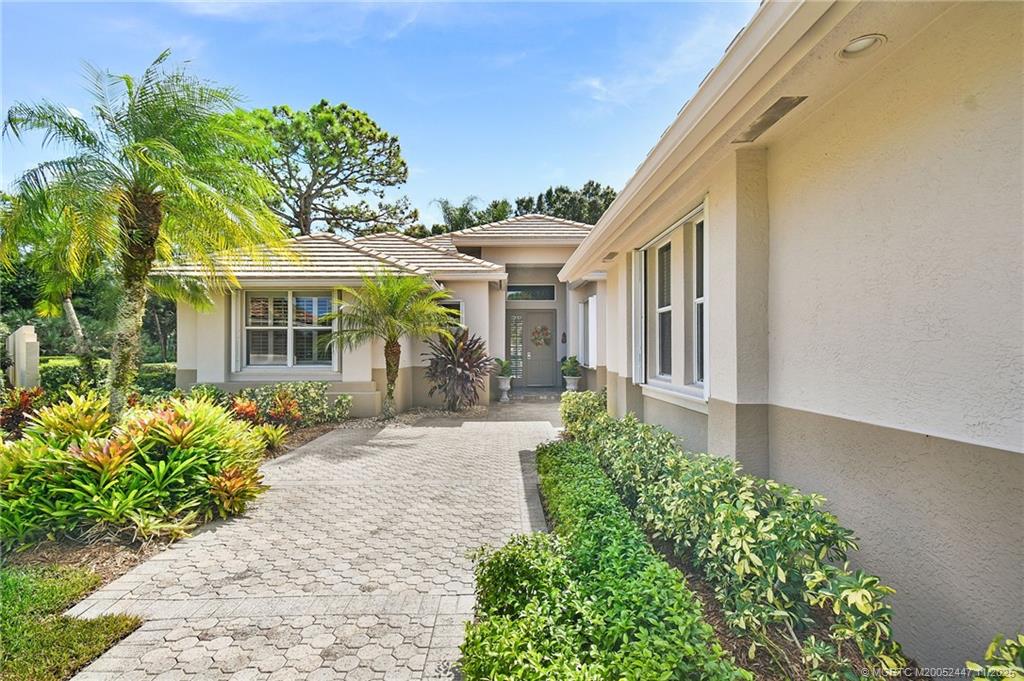 3641 SE Cambridge Drive