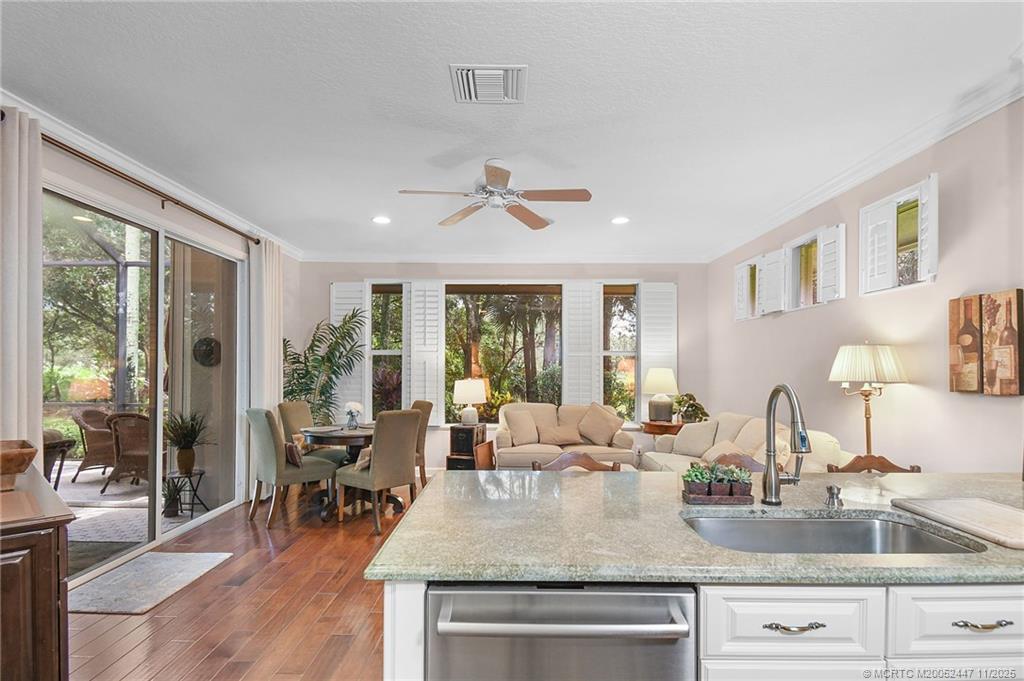 3641 SE Cambridge Drive