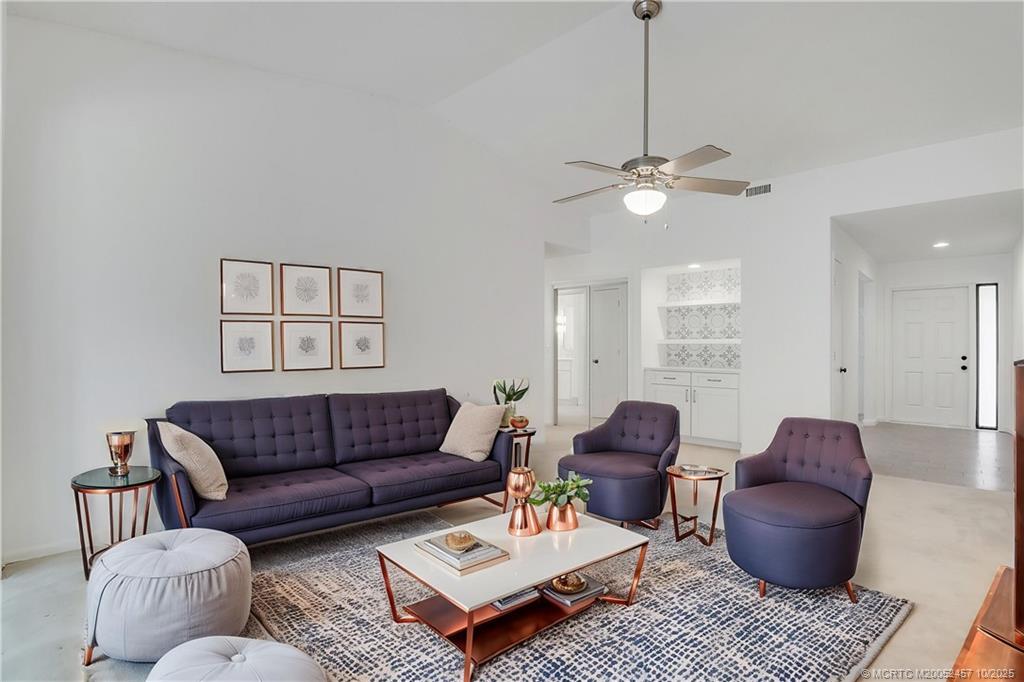 3774 SW Pheasant Run