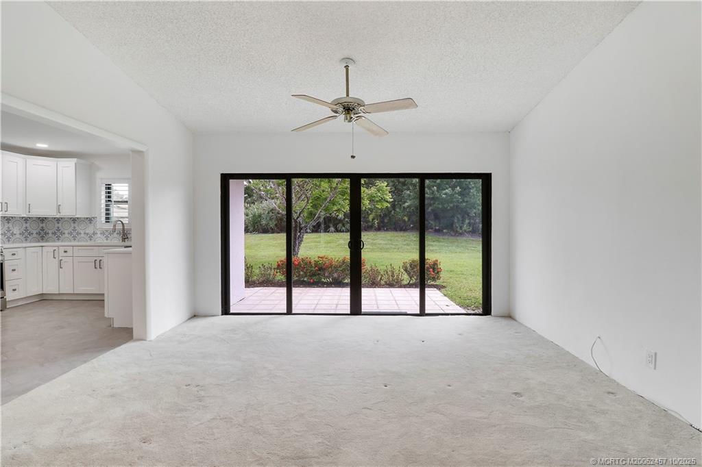 3774 SW Pheasant Run