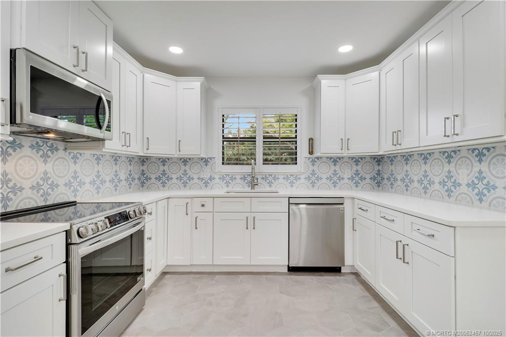 3774 SW Pheasant Run