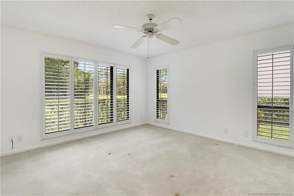 3774 SW Pheasant Run