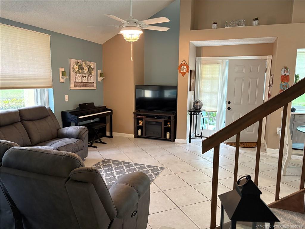 3566 SW Sunset Trace Circle