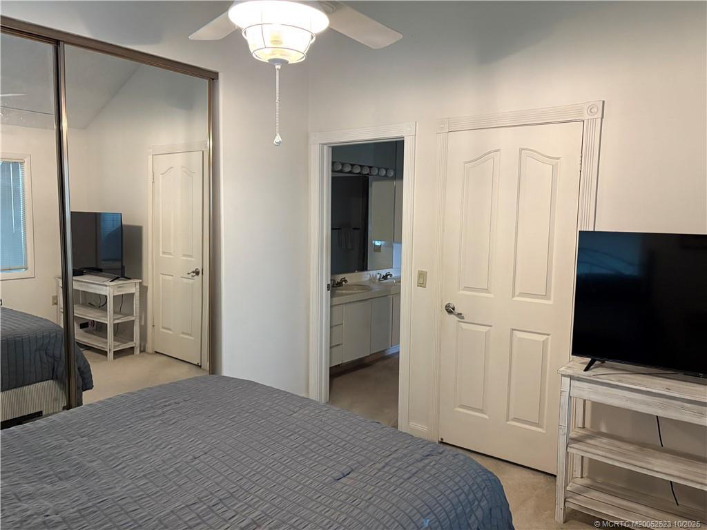 3566 SW Sunset Trace Circle