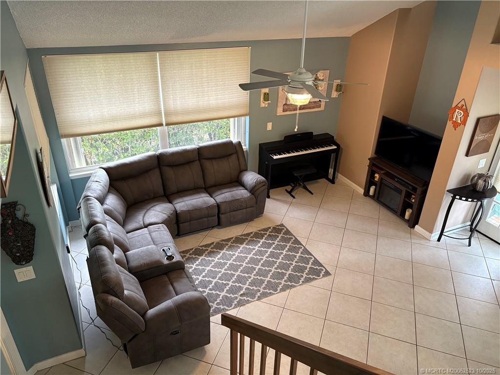 3566 SW Sunset Trace Circle