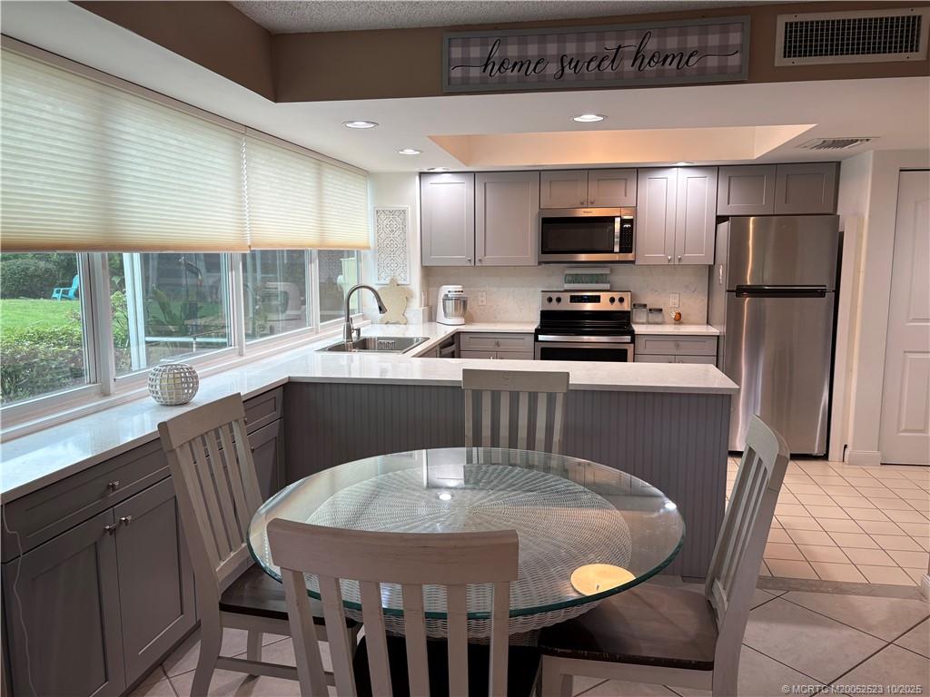 3566 SW Sunset Trace Circle