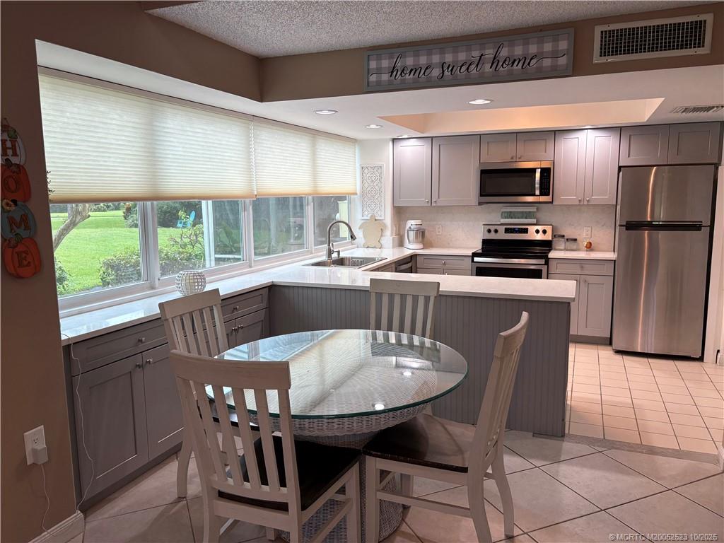 3566 SW Sunset Trace Circle