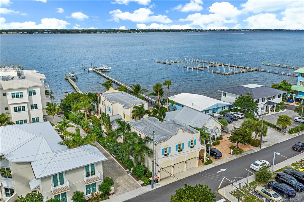 57 SE Seminole Street