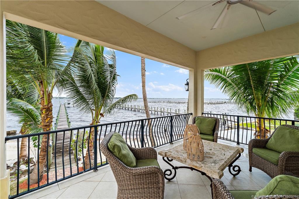 57 SE Seminole Street