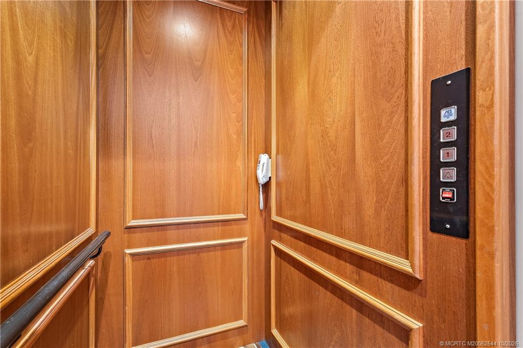 57 SE Seminole Street