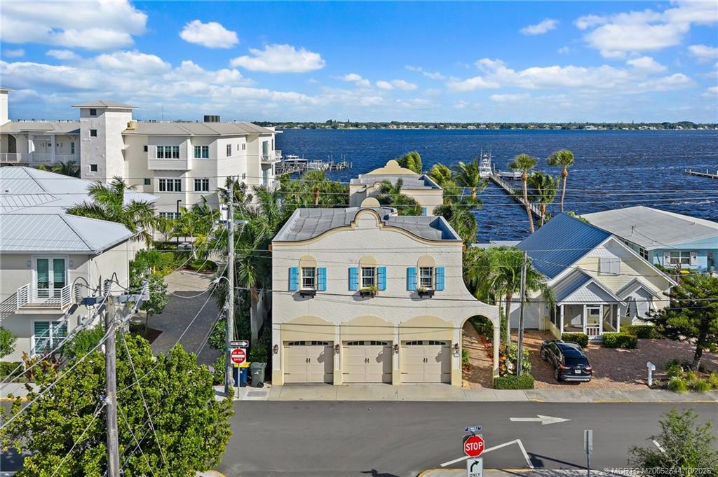 57 SE Seminole Street