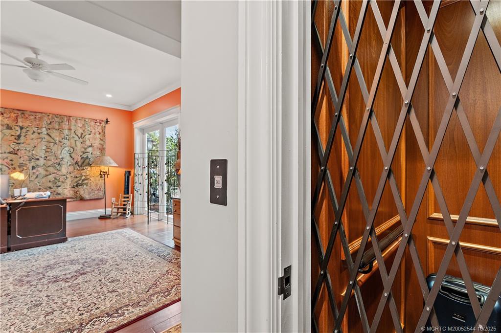 57 SE Seminole Street