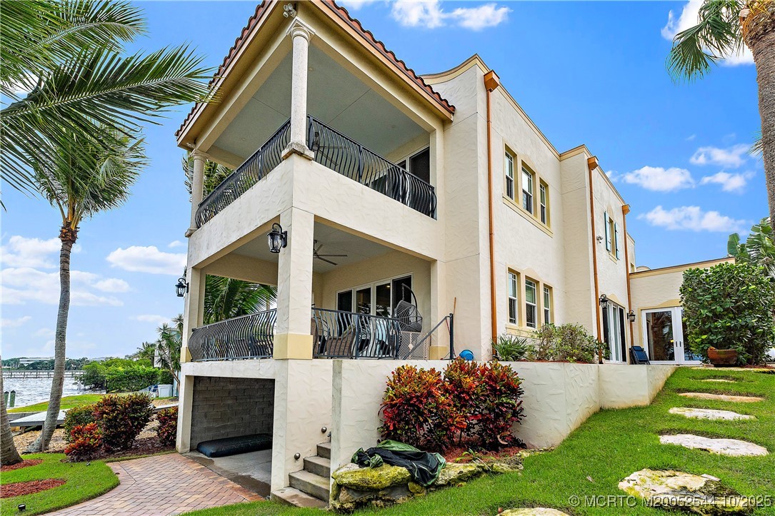 57 SE Seminole Street